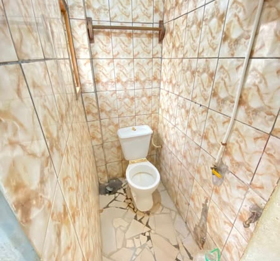 Chambre moderne à louer à Etoug-Ebe