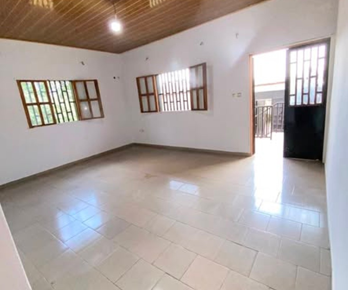 Villa à louer à Odza (Mbog Abang)