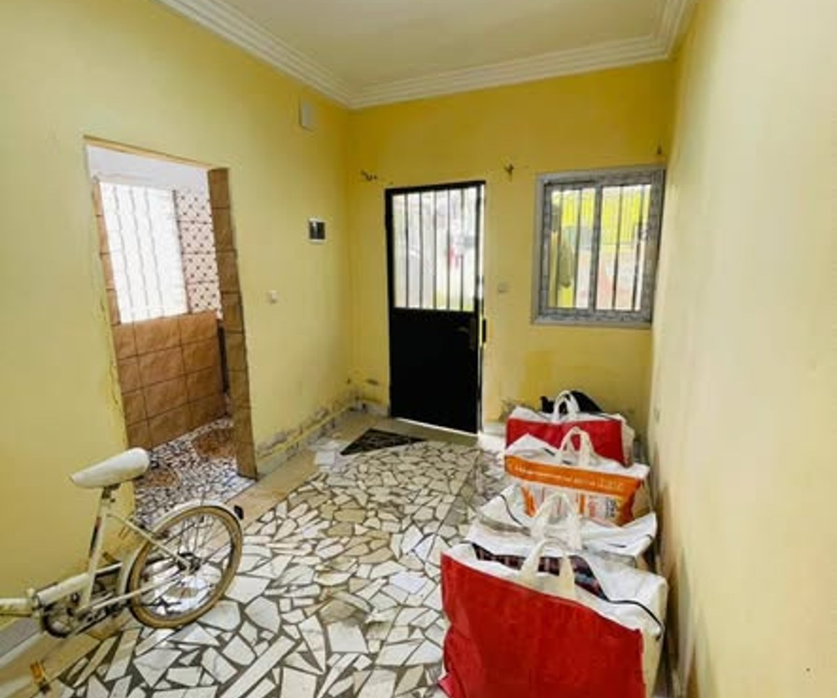 Chambre moderne à Biyem-Assi