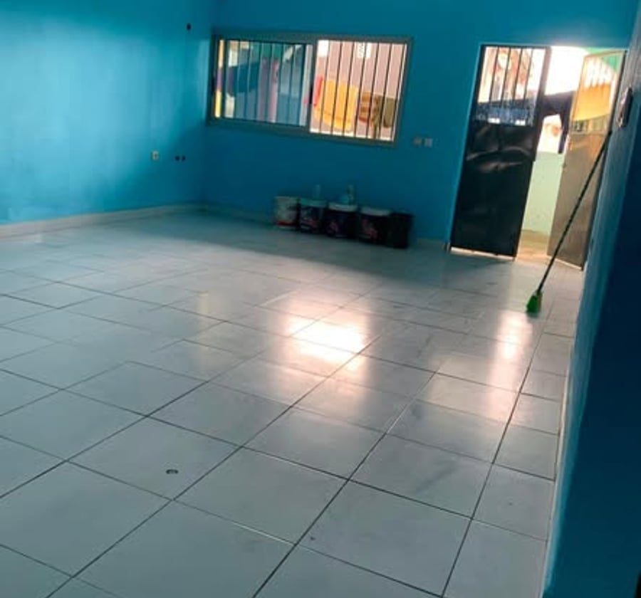 Appartement moderne 3 chambres – Logbaba Plateau