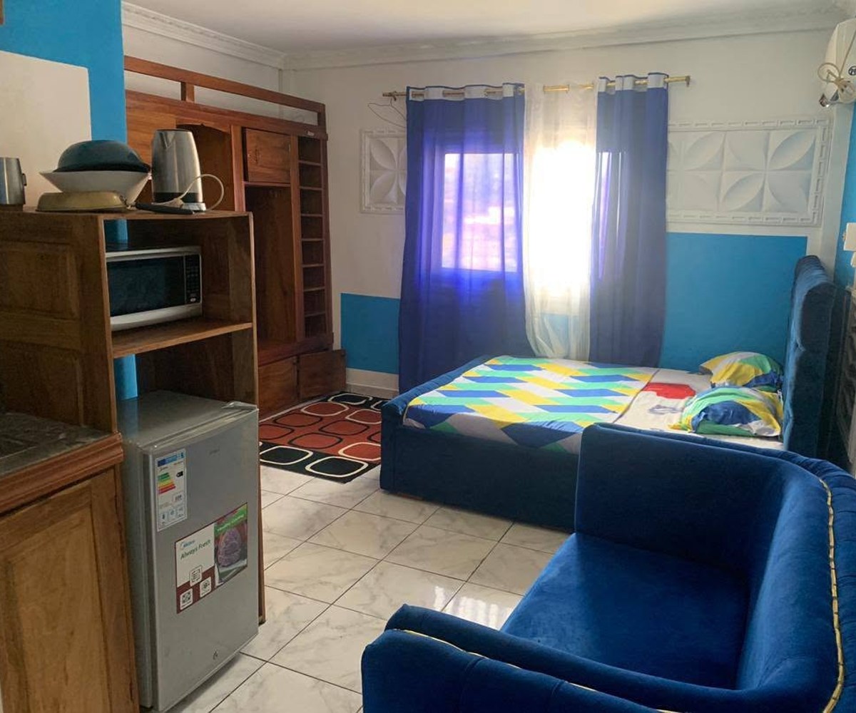 Chambre meublée – Bastos, Yaoundé