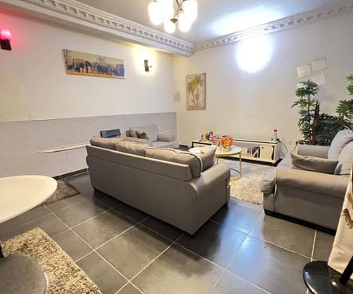 Studio moderne climatisé à Logpom