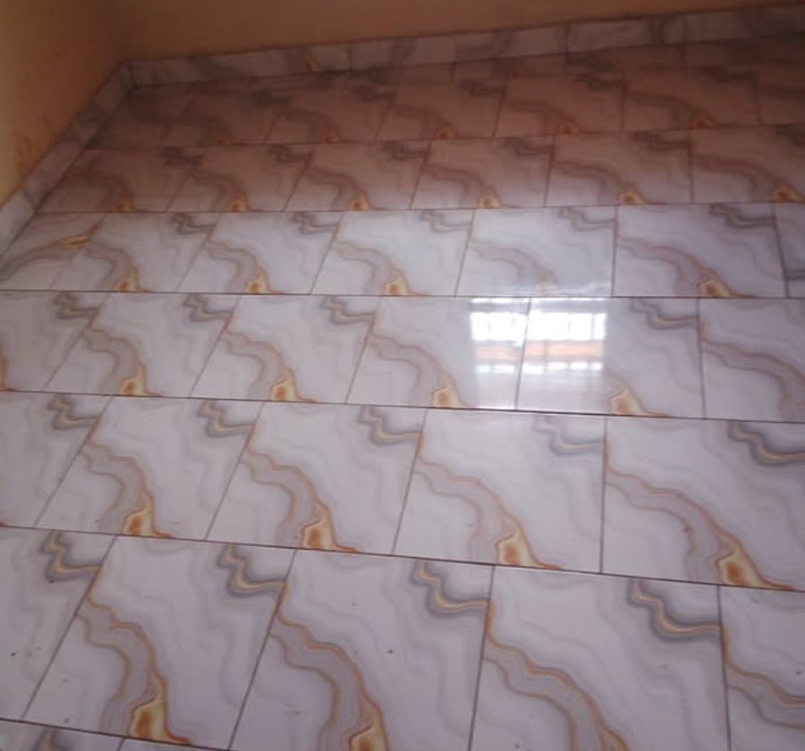 Maison de 2 chambres à Mimboman - Dans la barrière