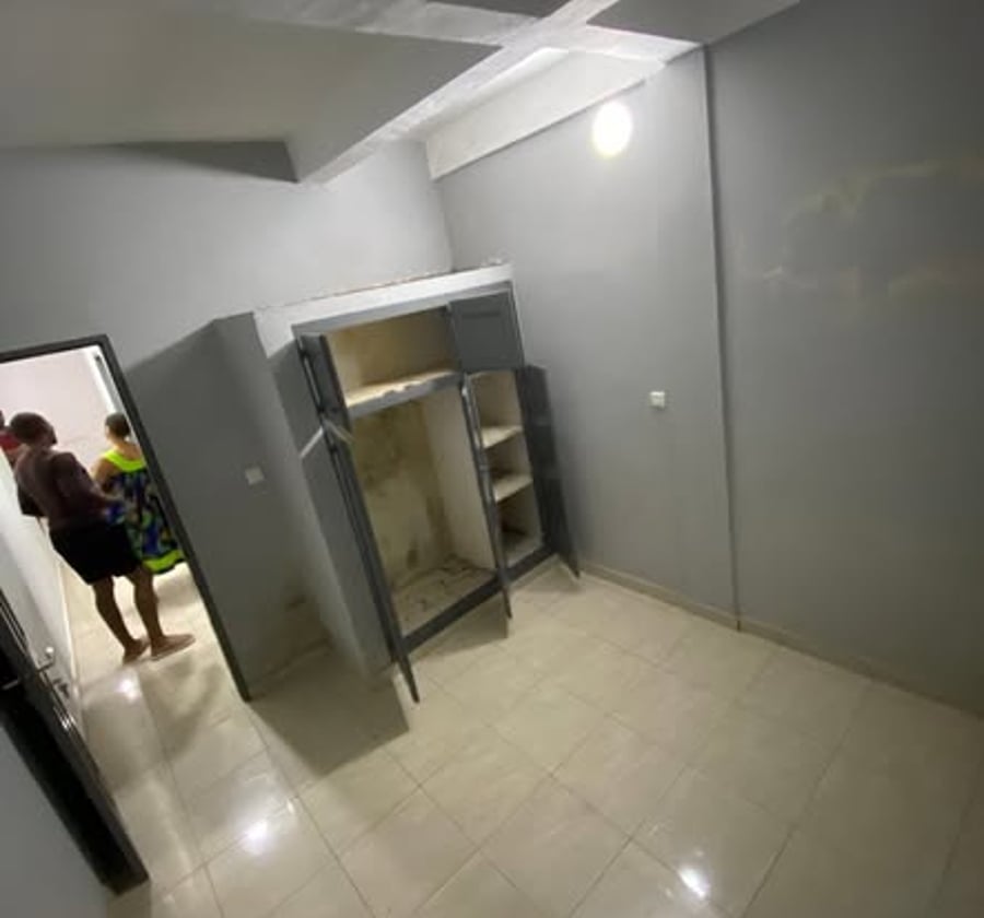 Studio moderne à louer - Terminus, Mimboman