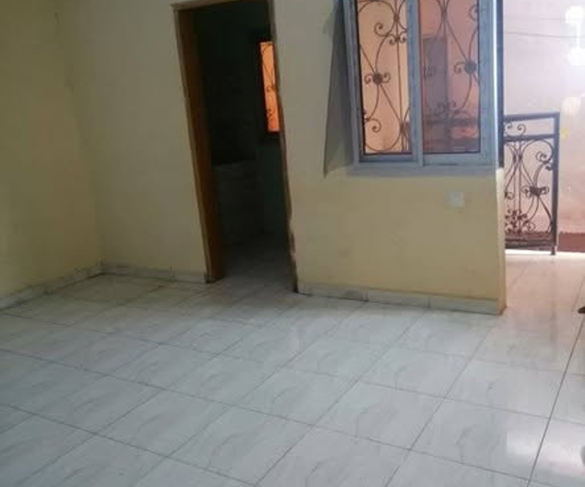 Studio moderne à louer – Fabrique Ngoussou, Yaoundé