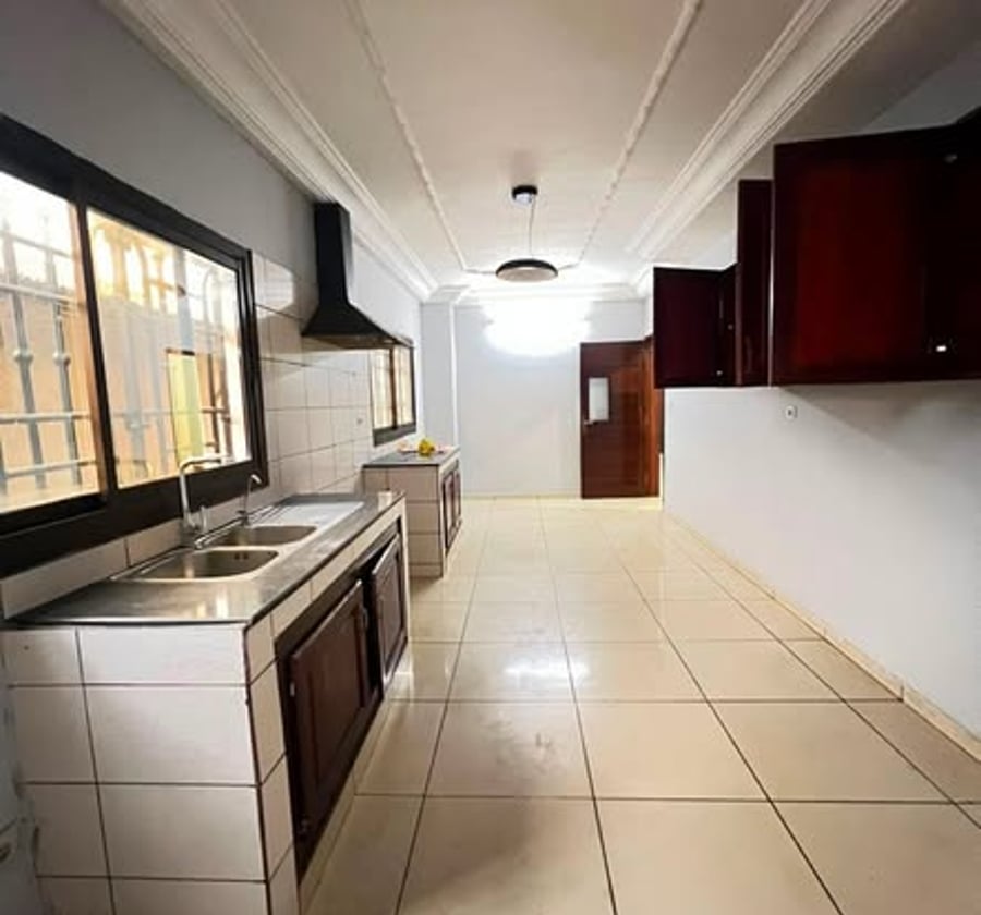 Duplex haut standing à Logpom, Douala