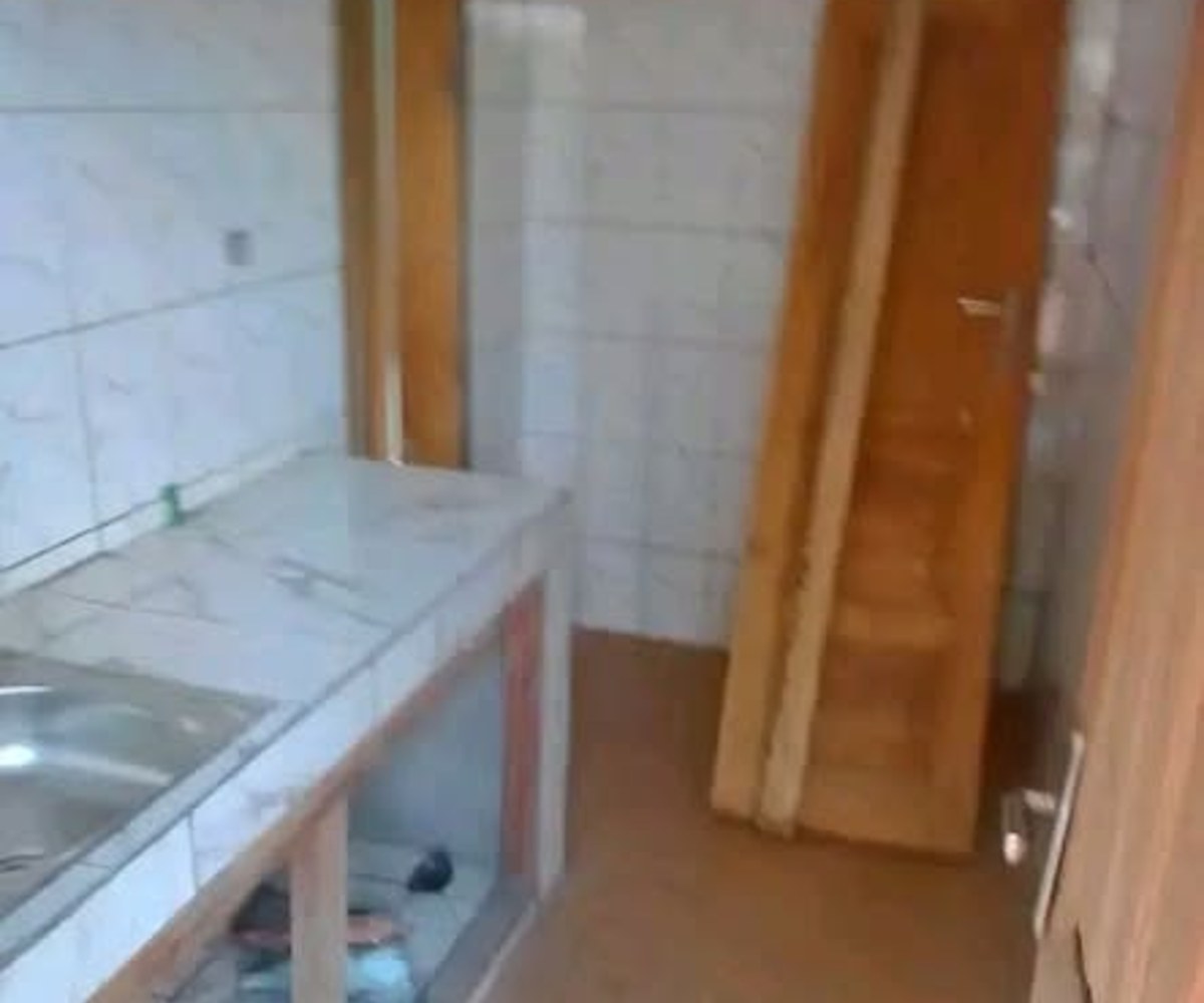 Appartement moderne à louer - Awae Escalier