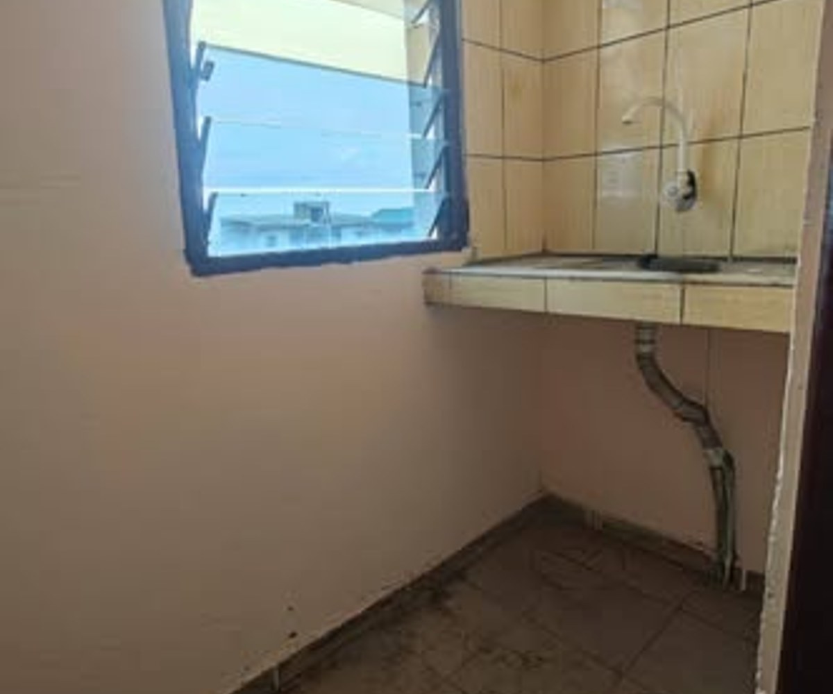 Studio moderne à louer - PK10, Douala