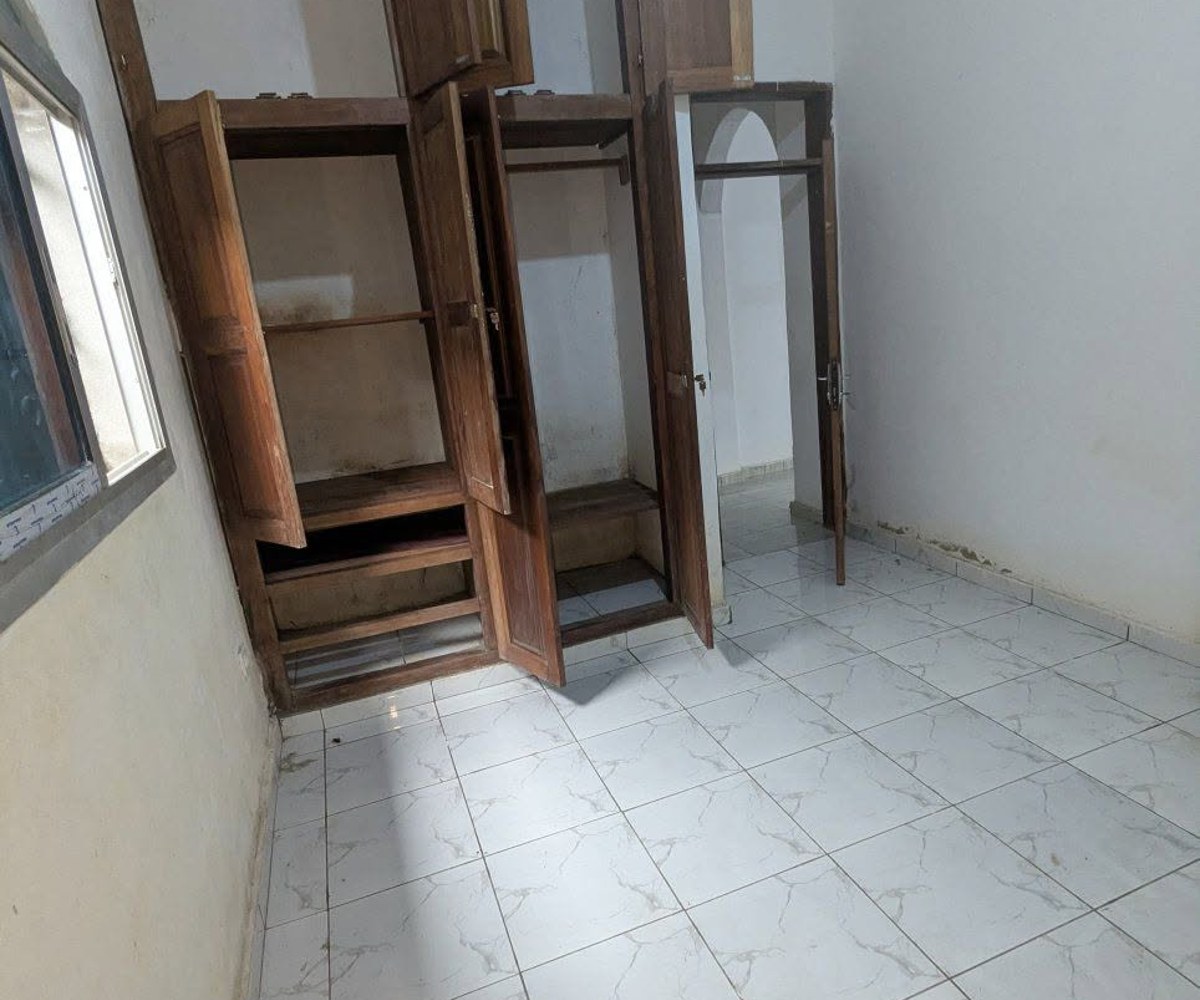 Studio moderne 4 pièces à Japoma