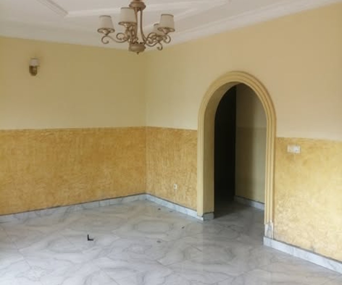 Appartement 3 chambres à louer à Simbock