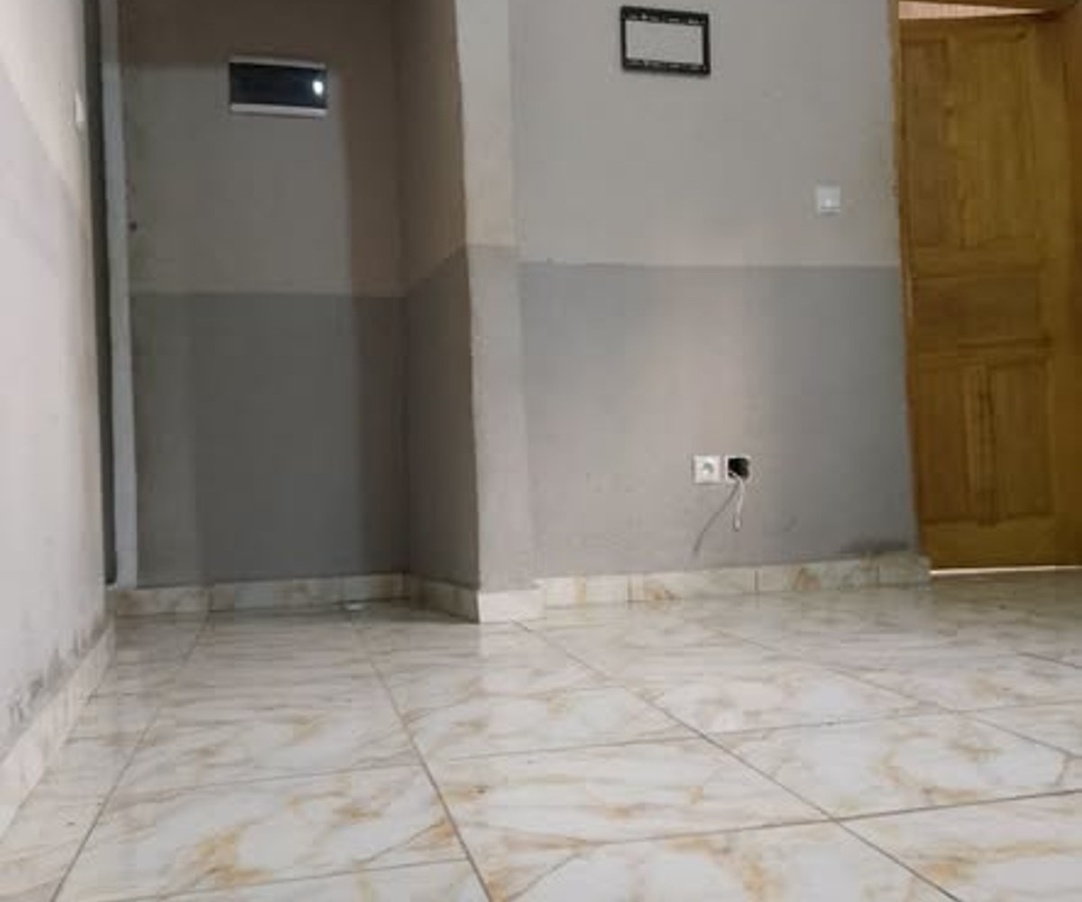 Chambre à louer - Nyalla kambo