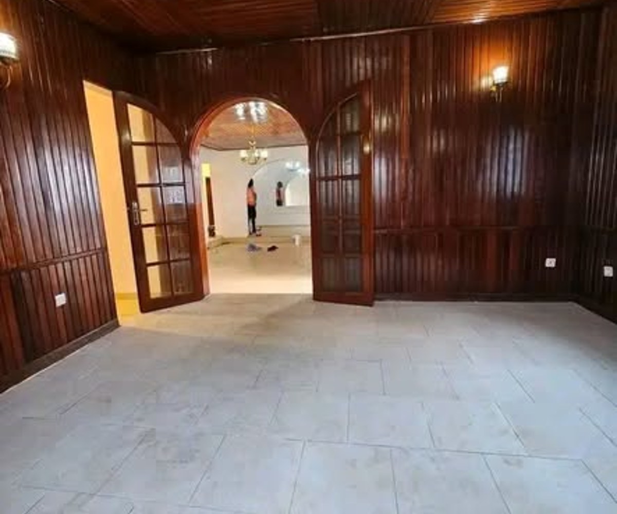 Villa climatisée 5 chambres à Nkoabang