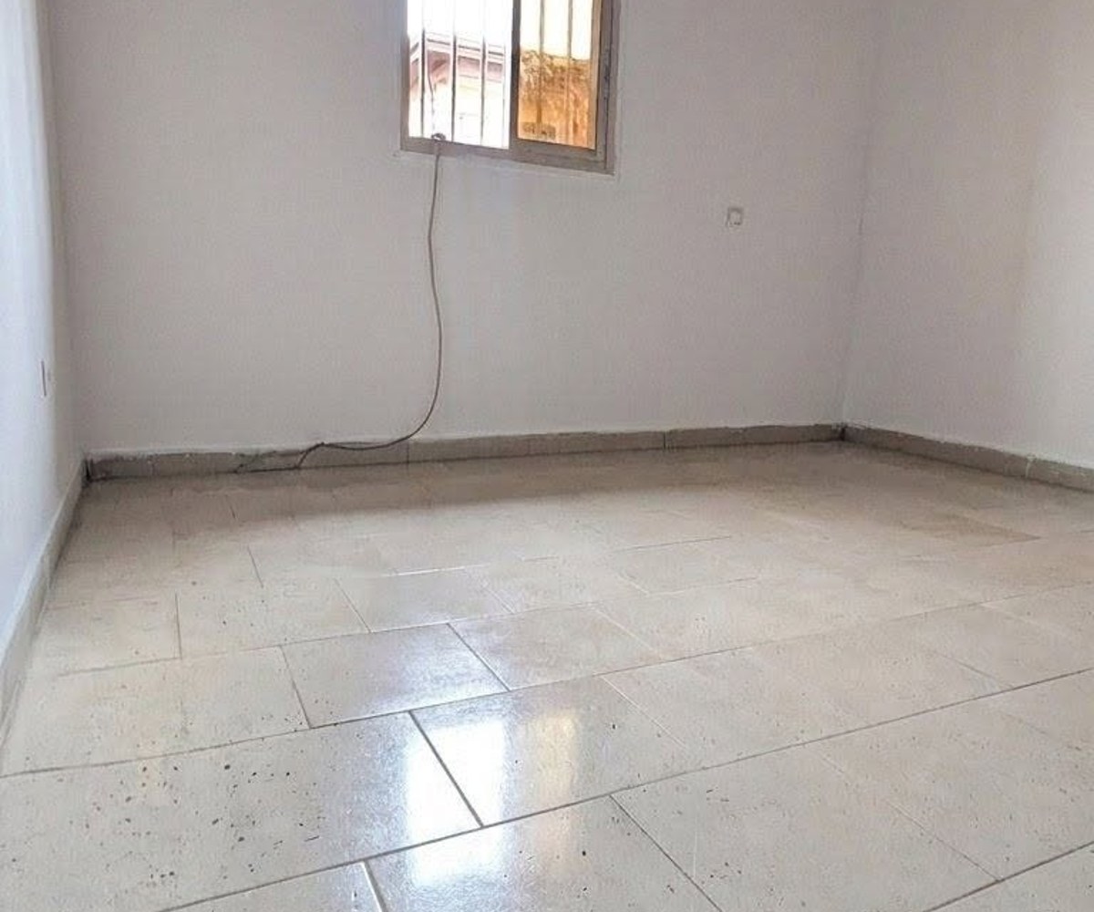Chambre moderne à louer à Makepe Missoké