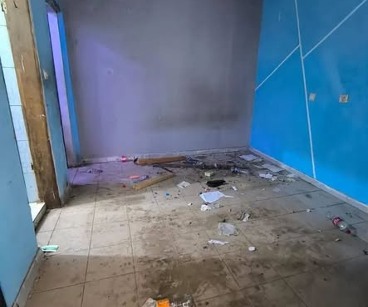 Chambre moderne au Collège La Conquête, Bonamoussadi