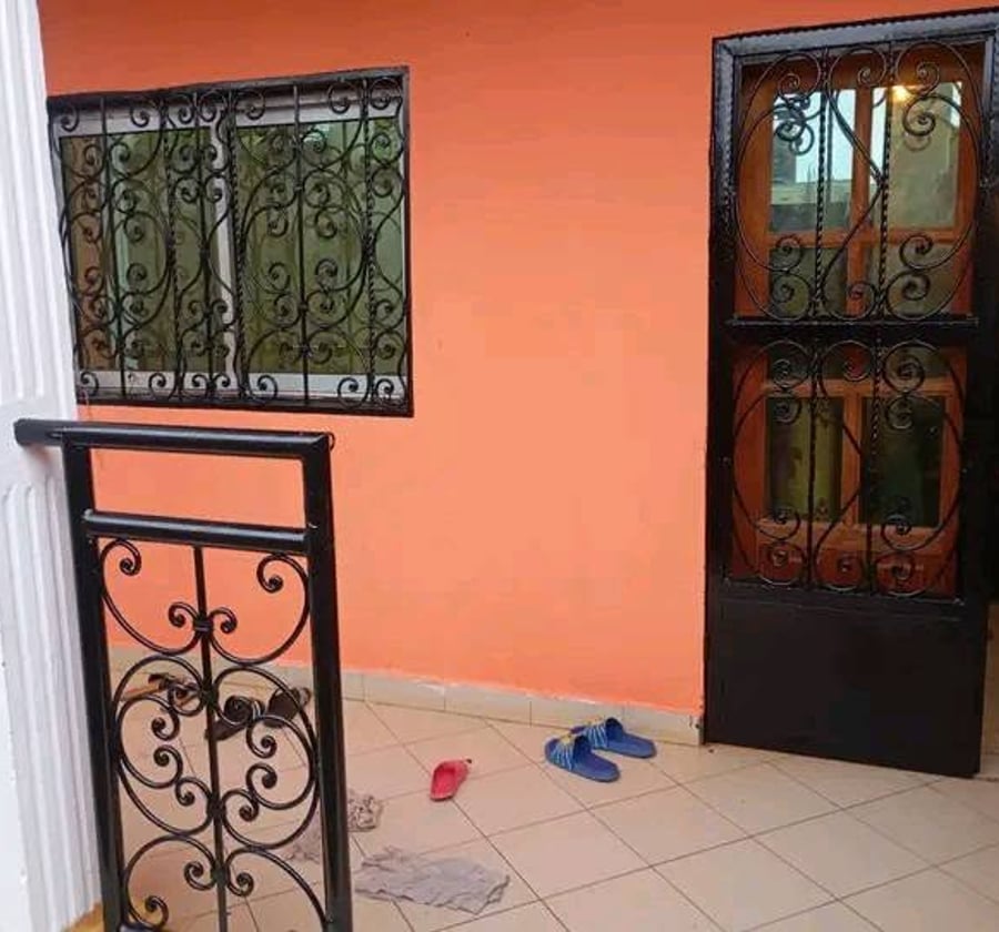 Maison 5 chambres à vendre à Yaoundé Meyo Carrefour