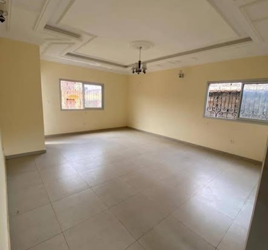 Appartement neuf à Odza Borne10