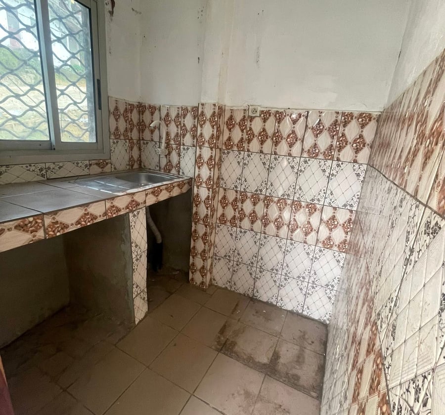 Studio moderne à louer – Beedi, Douala