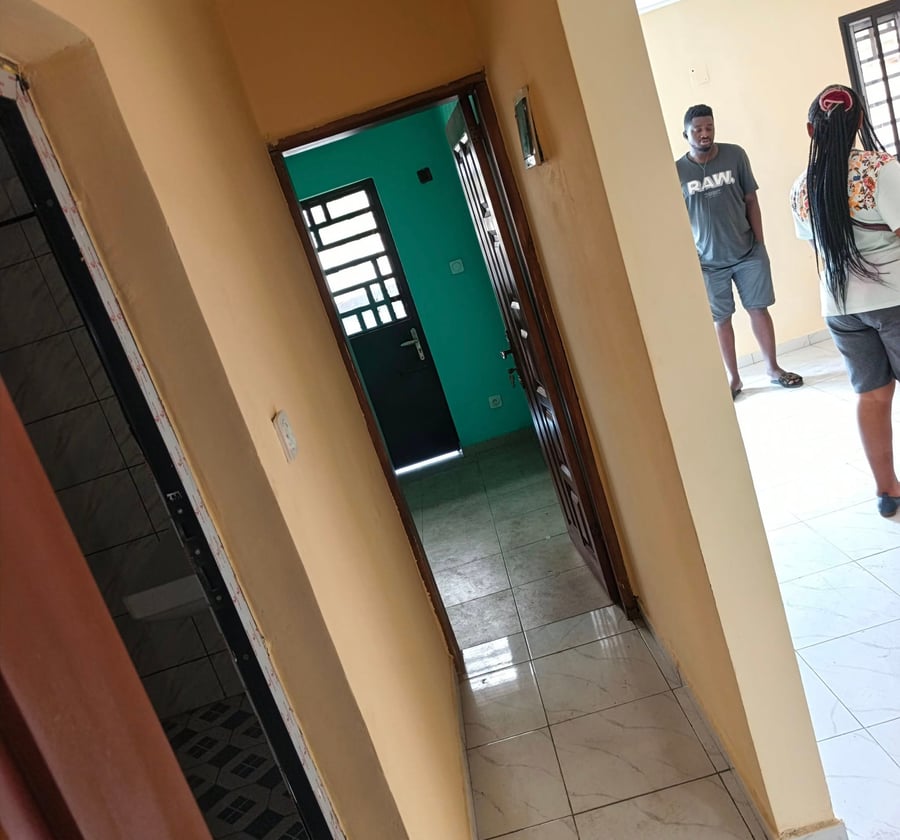 Appartement moderne à Ndokoti (CCC)