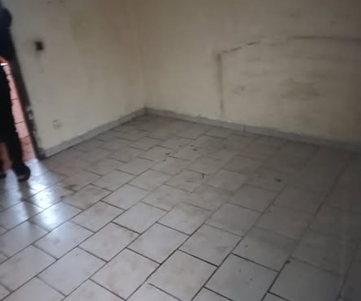 Chambre moderne à Essomba, Yaoundé