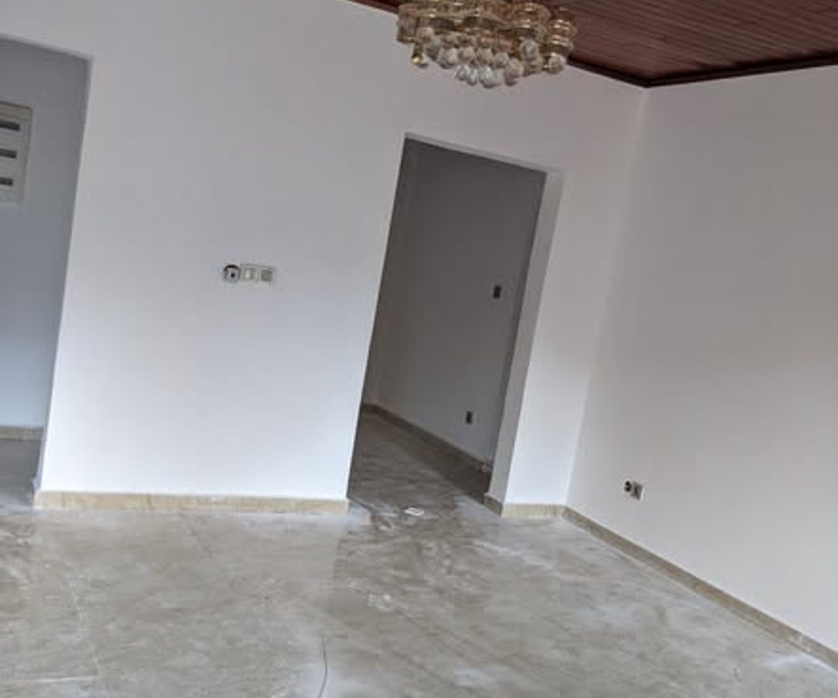 Appartement haut standing F2 - Awae Escalier