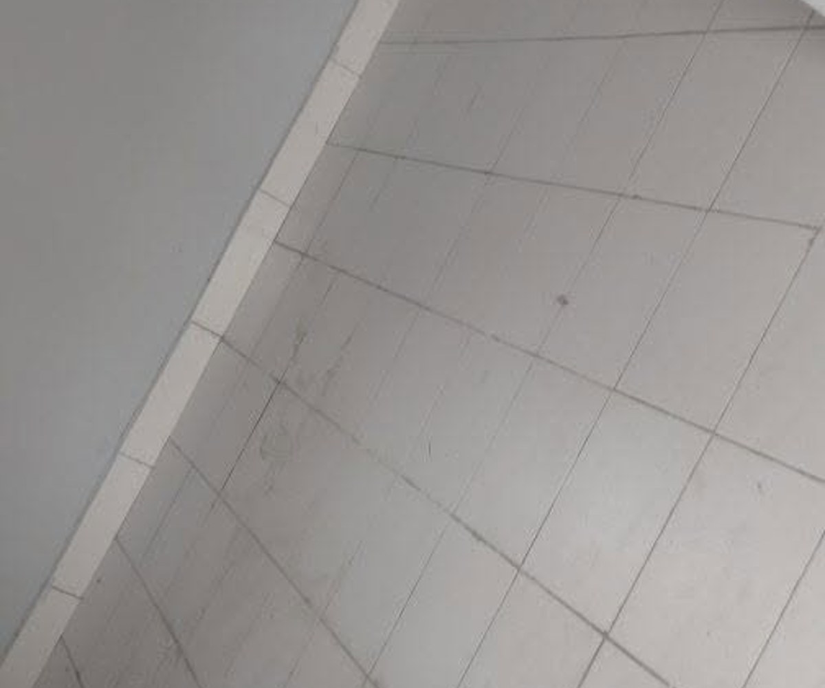 Grande chambre à louer à PK 12