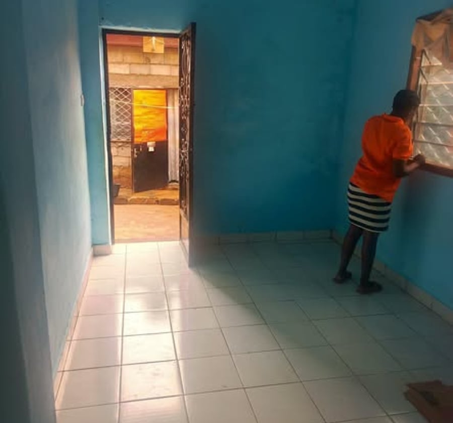 Chambre moderne à louer - Messassi, Yaoundé
