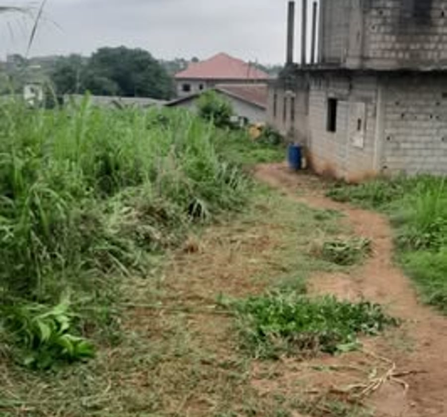 Terrain à vendre à Monti - 473 m² - FCFA