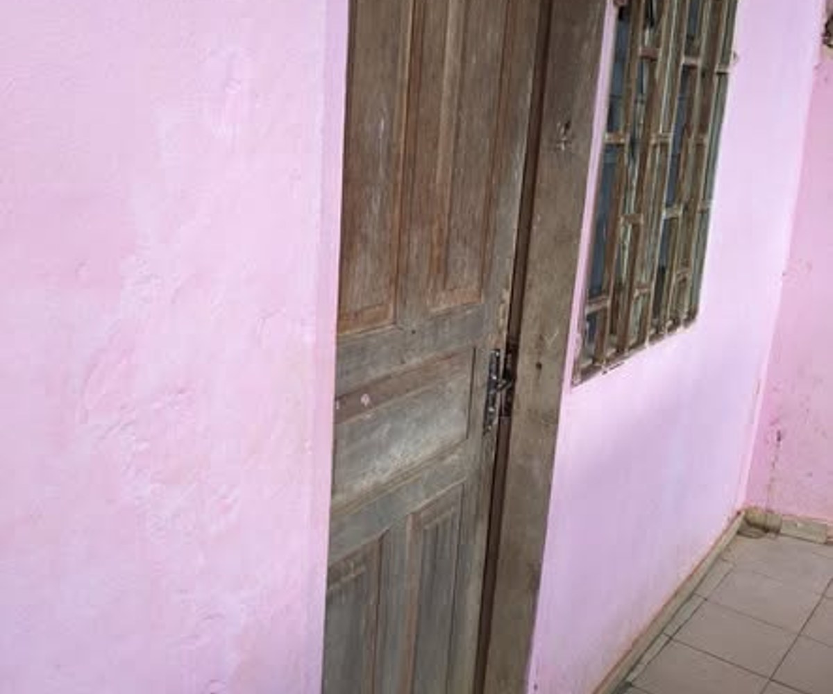 Vaste chambre moderne à louer à Damas, Yaoundé
