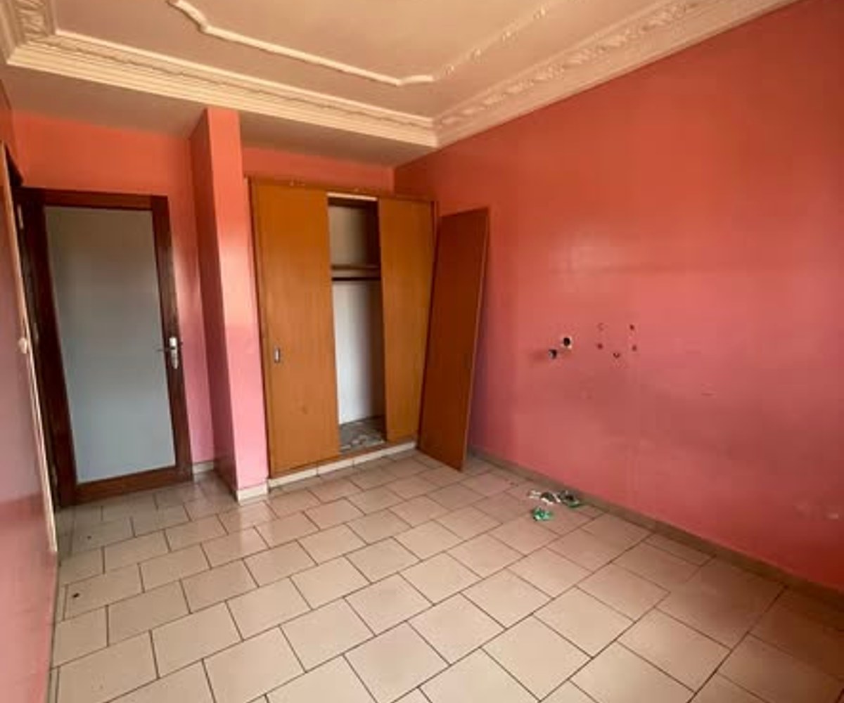 Appartement VIP 3 chambres à Essos - Yaoundé