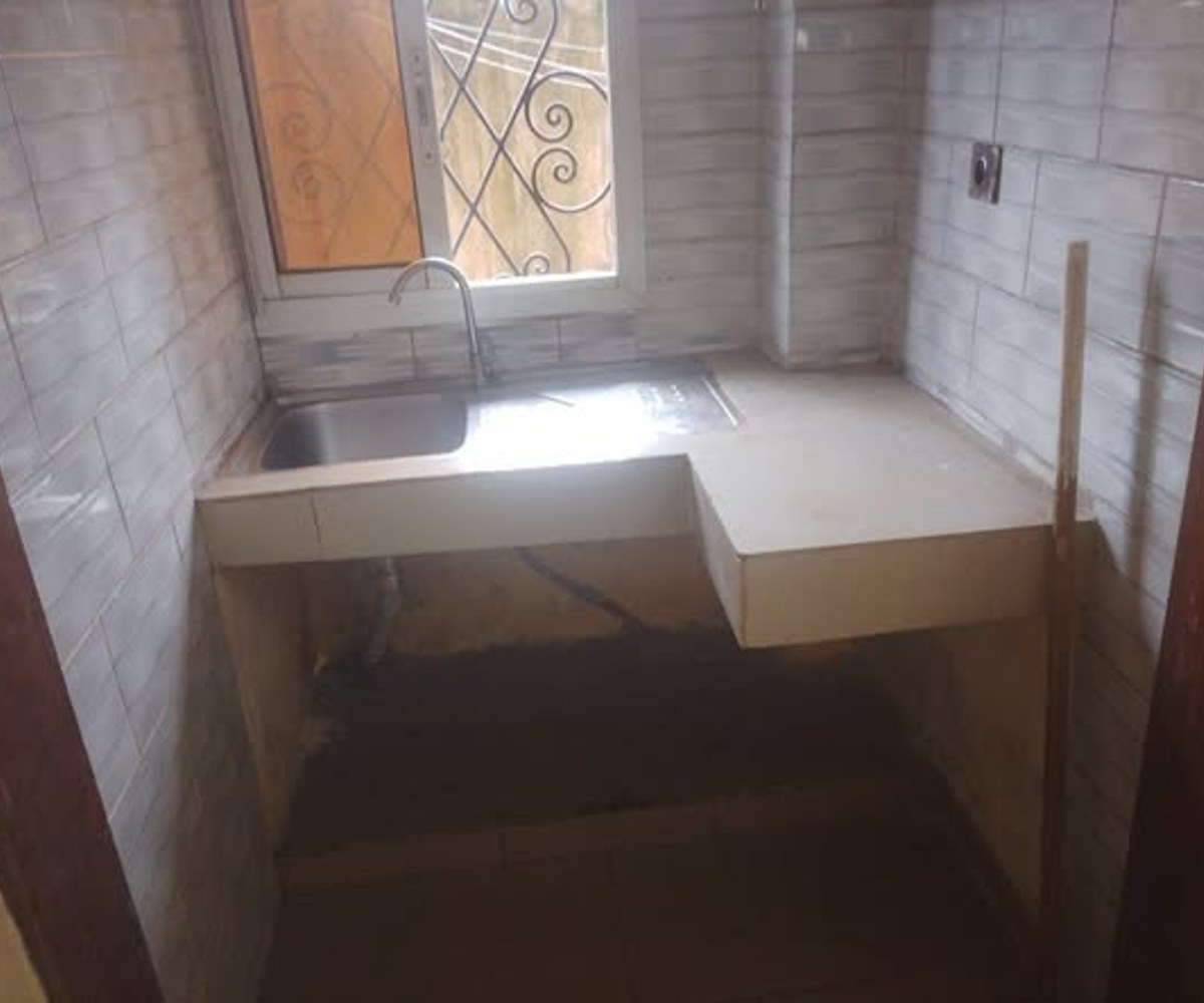 Studio moderne à Essomba, Hôtel le Fibi