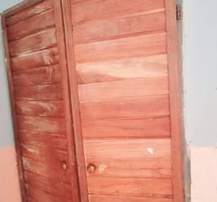 Chambre moderne à louer à Etoug-ebe