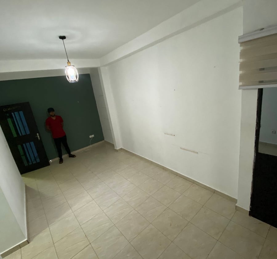 Studio moderne à louer - Terminus, Mimboman