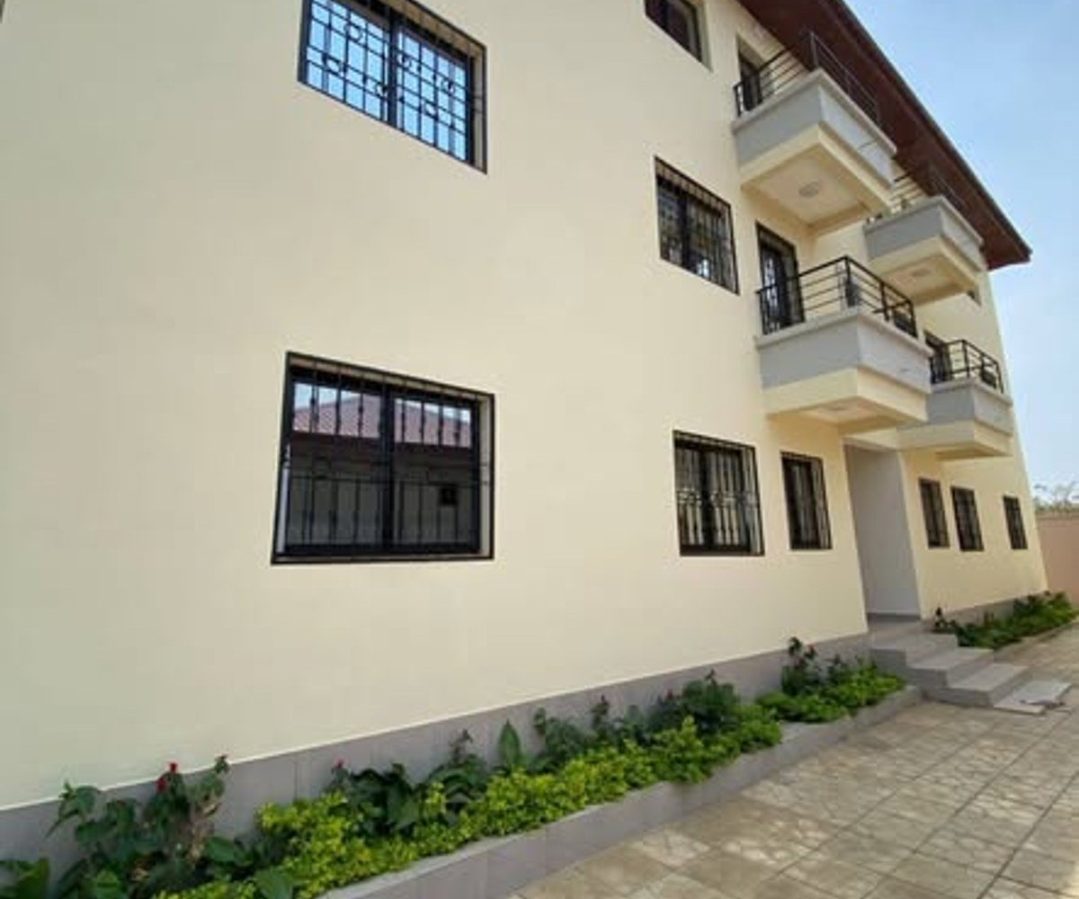 Appartement 2 chambres à louer à Nkoabang