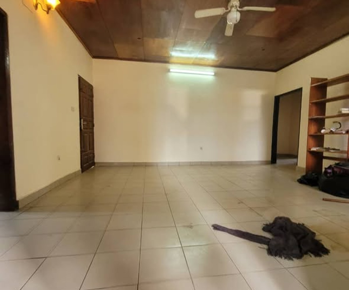 Appartement moderne à louer - Biyem-Assi TKC