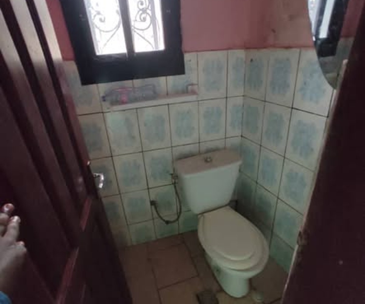 Chambre moderne 2 pièces à Nkoabang