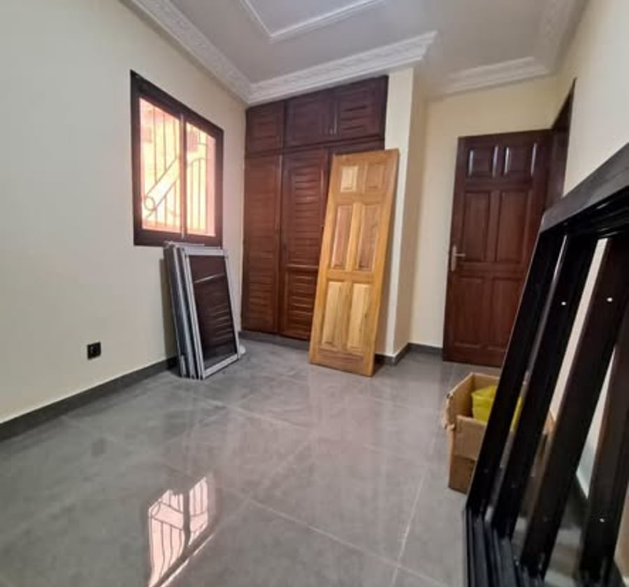 Appartement à louer à Ngousso - 2 chambres