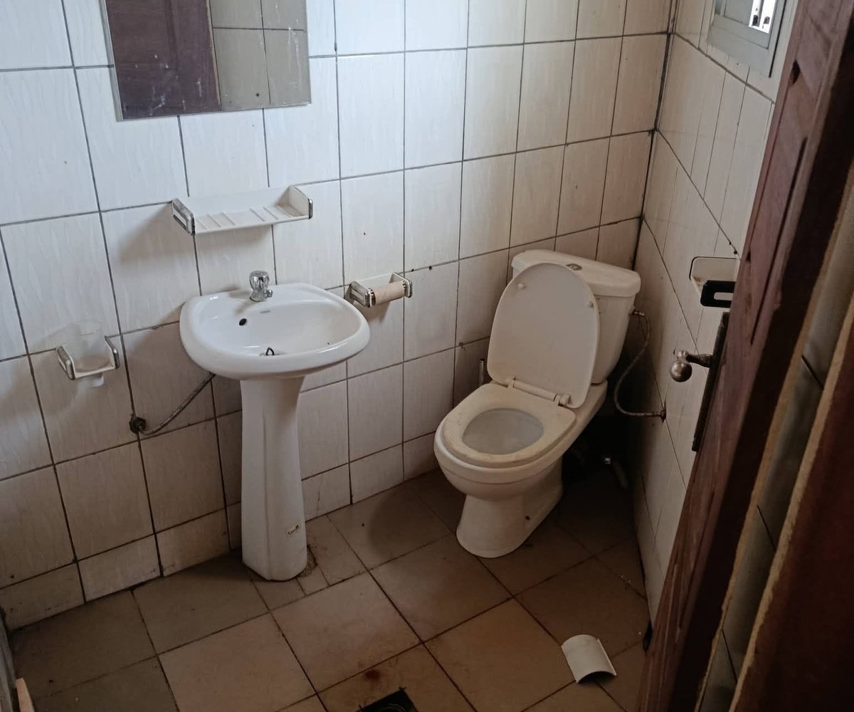 Chambre moderne à Olembe
