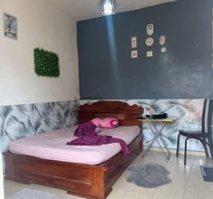 Chambre moderne à louer à Fouda, Yaoundé