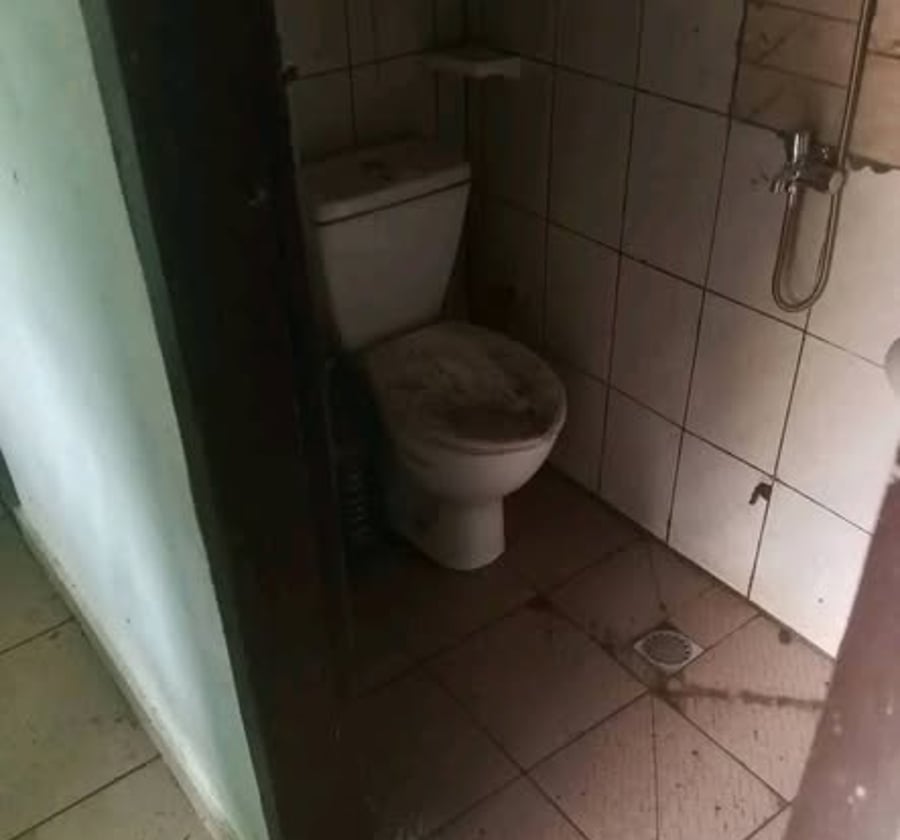 Chambre neuve à louer à Douala PK8 ESG
