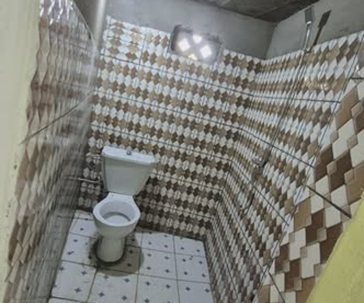 Chambre moderne 2 pièces - Village, Douala