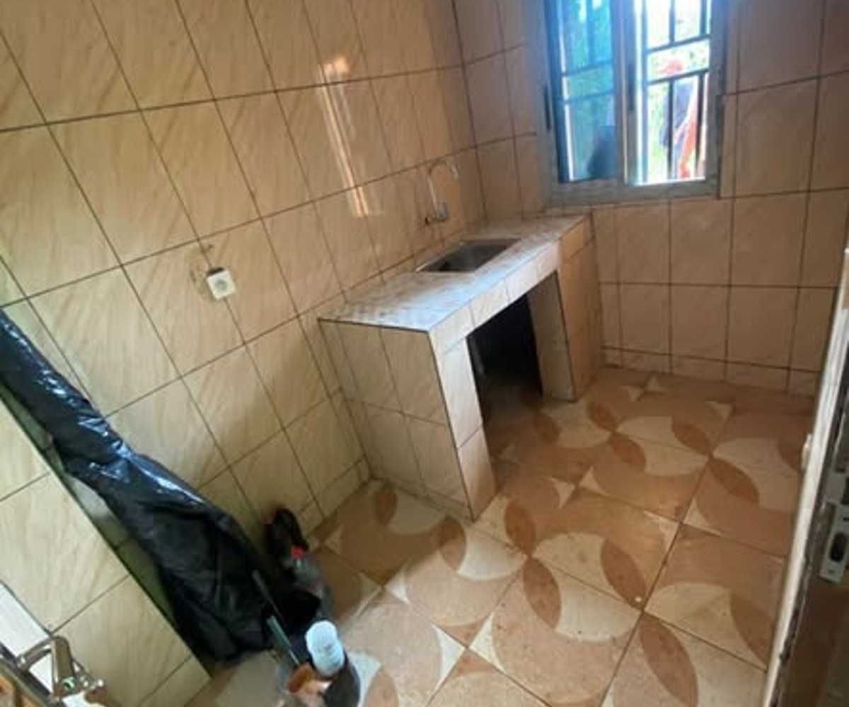 Studio à louer - Eleveur, Yaoundé