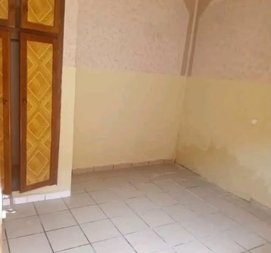 Chambre moderne à louer - Mimboman, Yaoundé