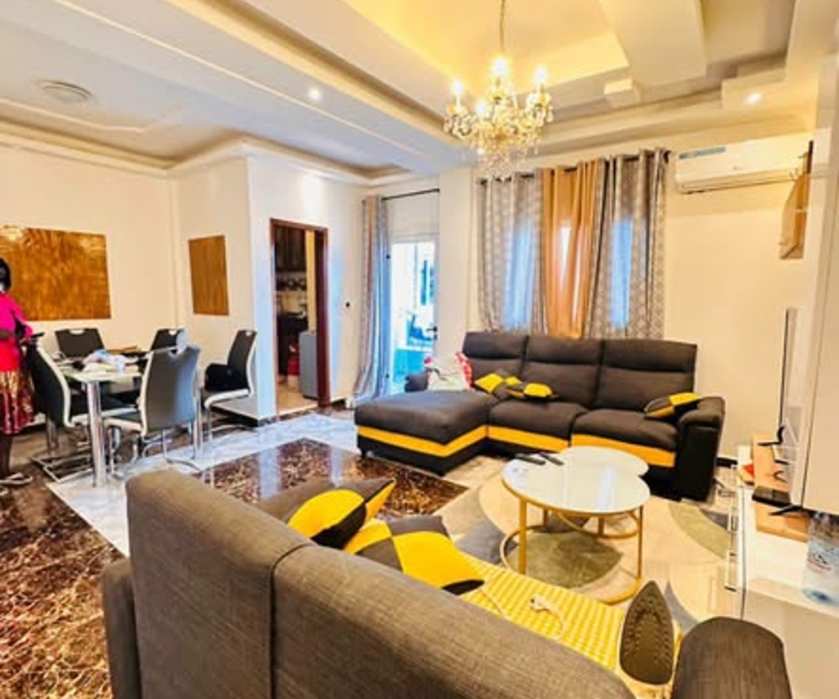 Studio moderne haut standing - Biyem-Assi
