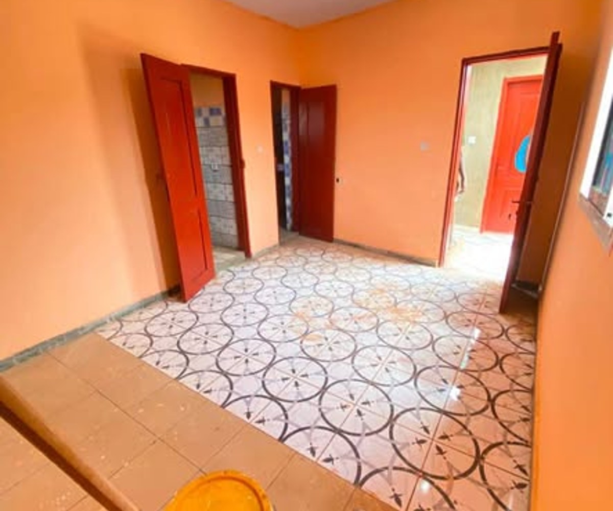 Chambre moderne à louer à Mendong