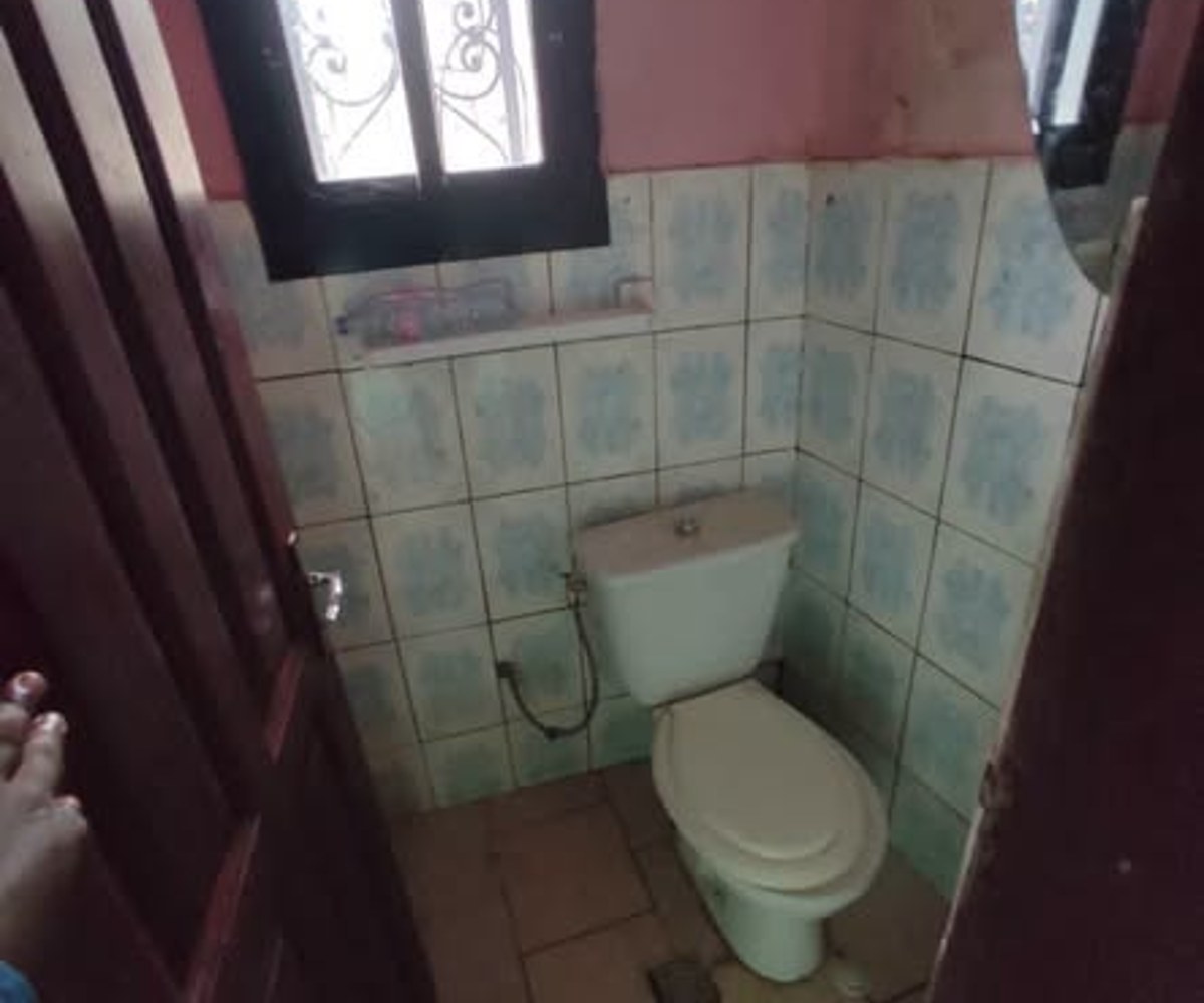 Chambre moderne 2 pièces à Nkoabang
