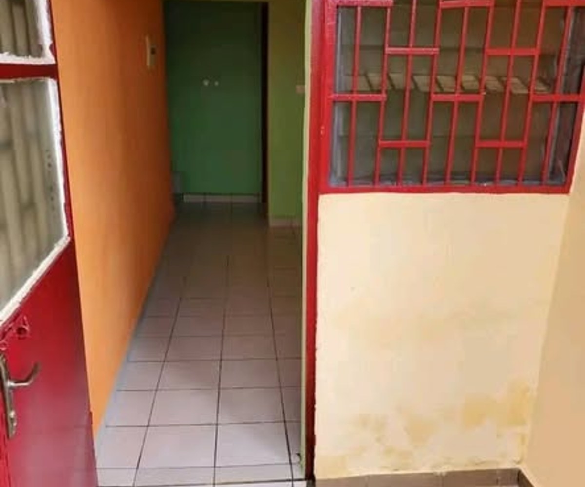 Studio moderne à louer à Bonamoussadi