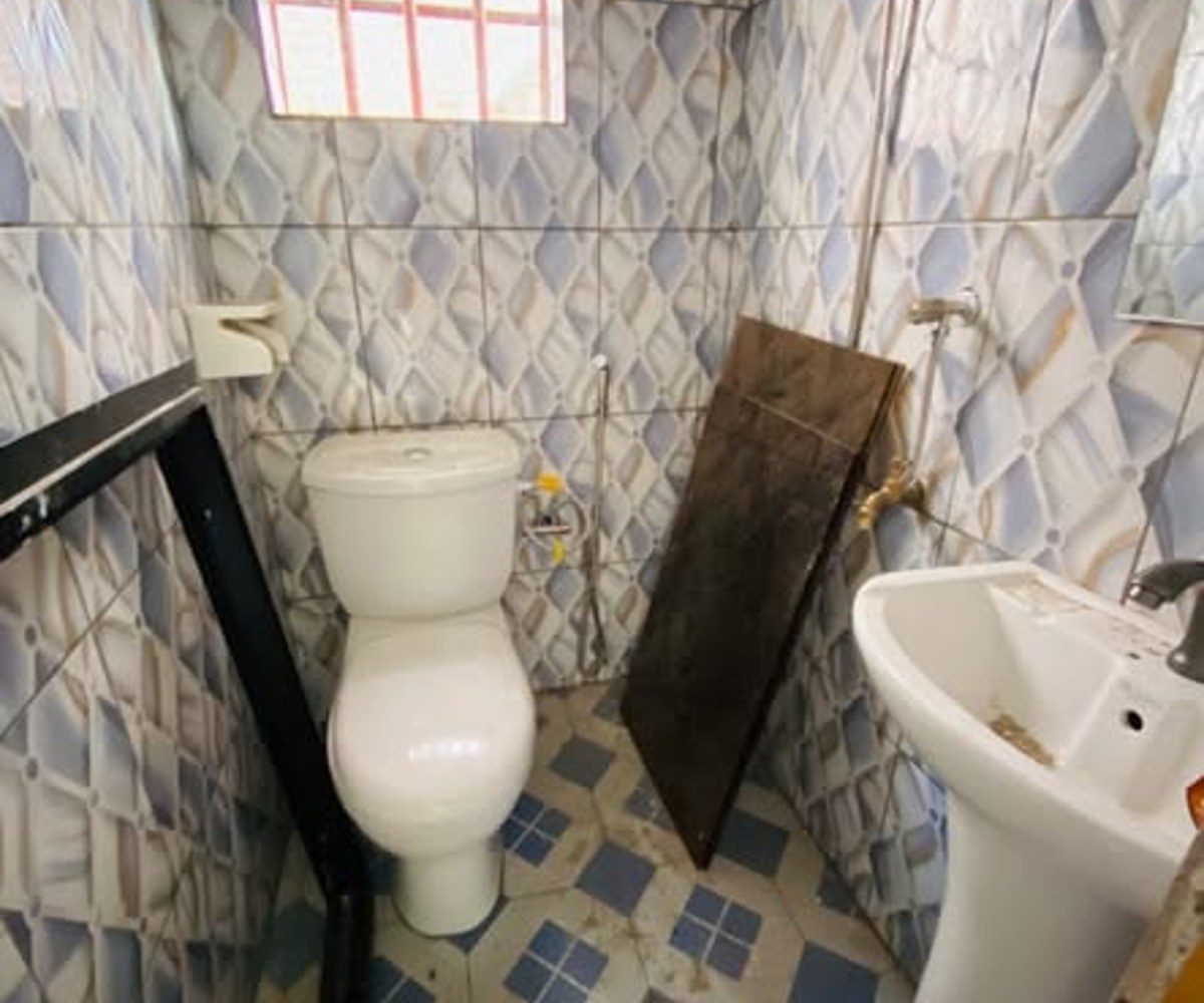 Studio moderne à louer à Nguele, Douala