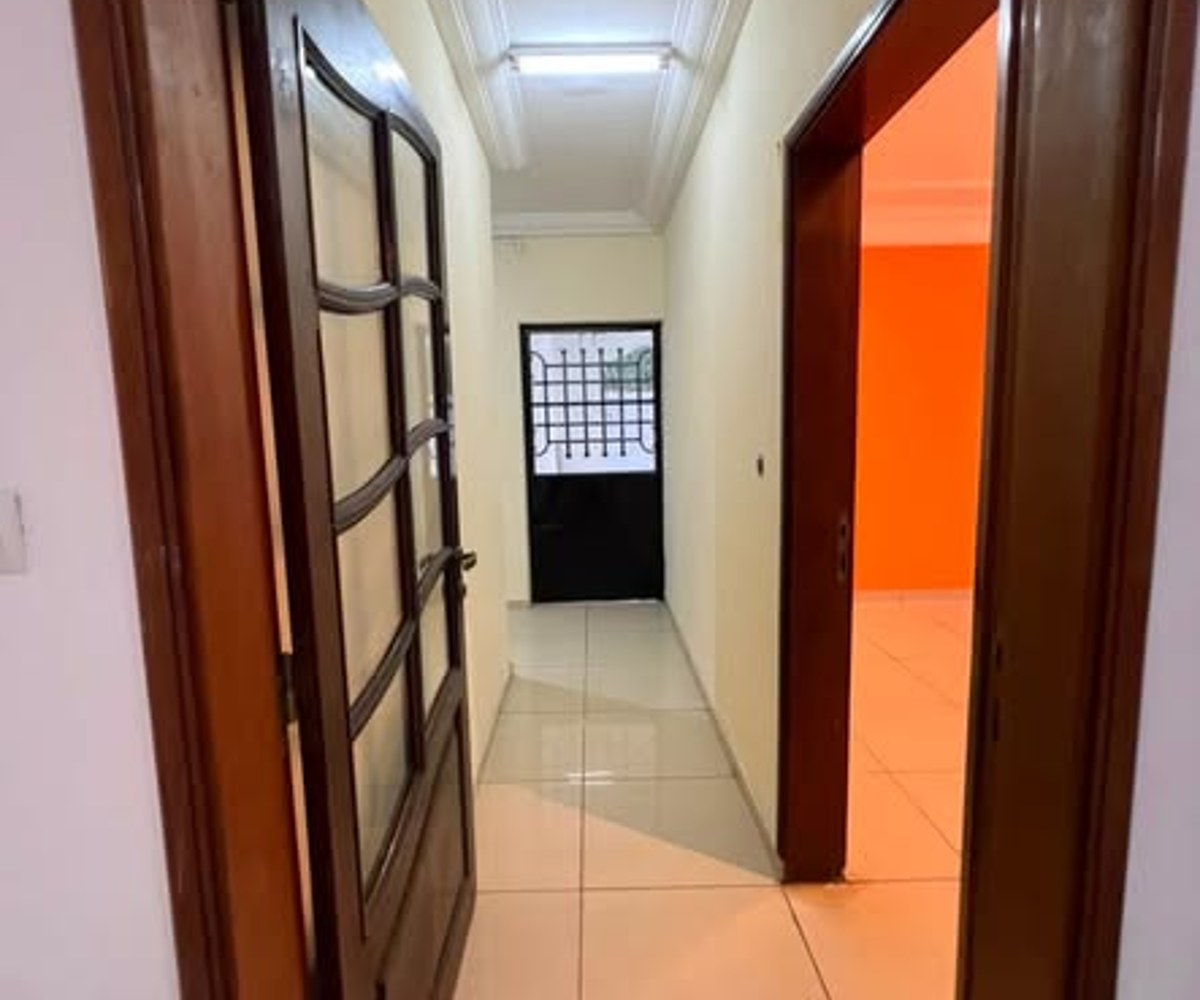Duplex 5 chambres haut standing tout climatisé – Logpom Bassong