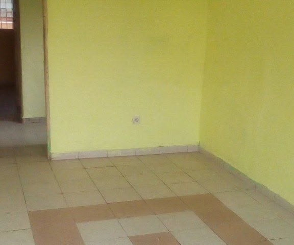 Studio moderne à louer à Beedi, Douala