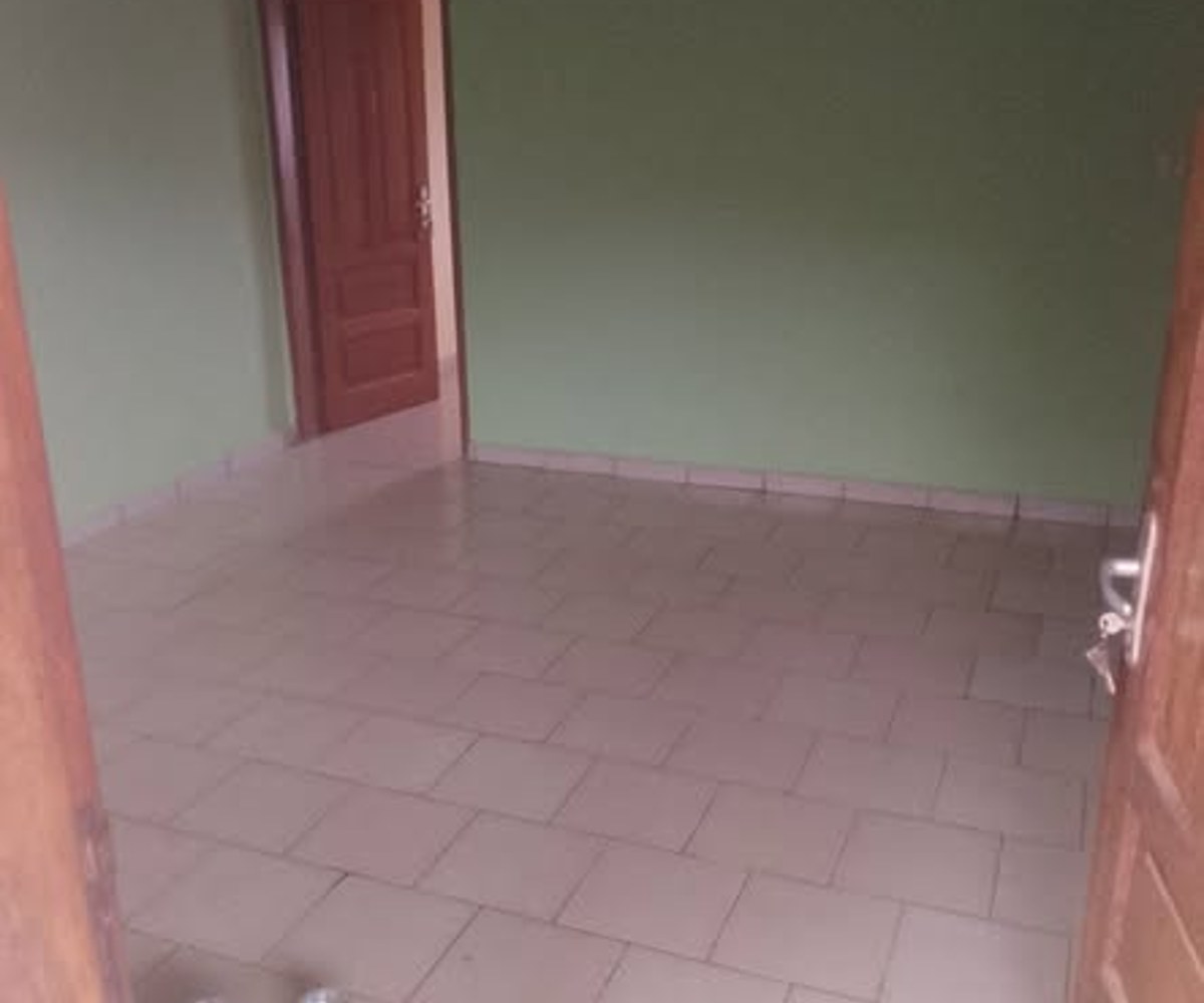 Appartement moderne au carrefour Nkoabang